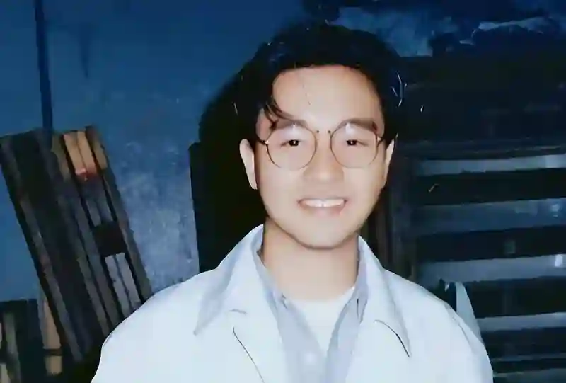 无风不起浪！22年后，马未都说出了张国荣离世的原因，他被抛弃了