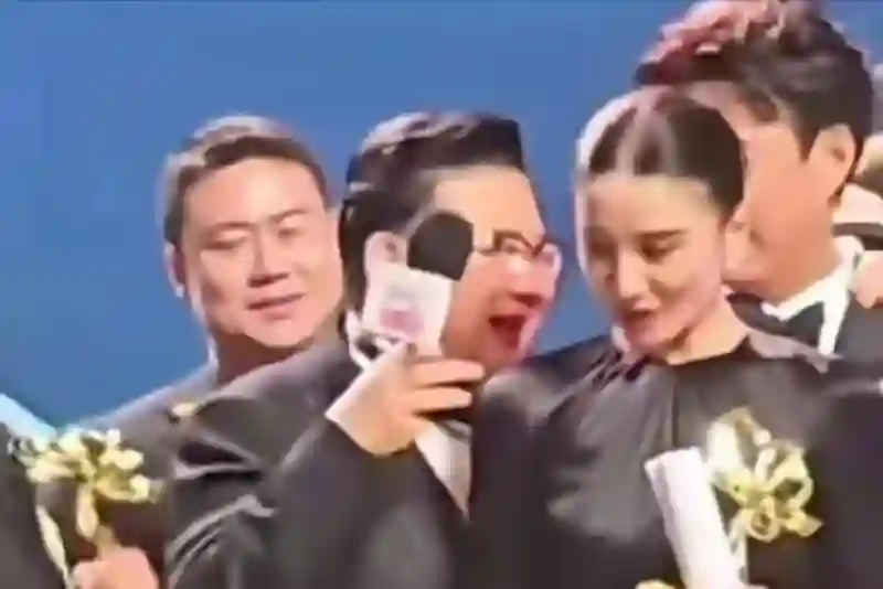 口无遮拦，咸猪手人品堪忧，这些令人讨厌的主持人没一个是冤枉的