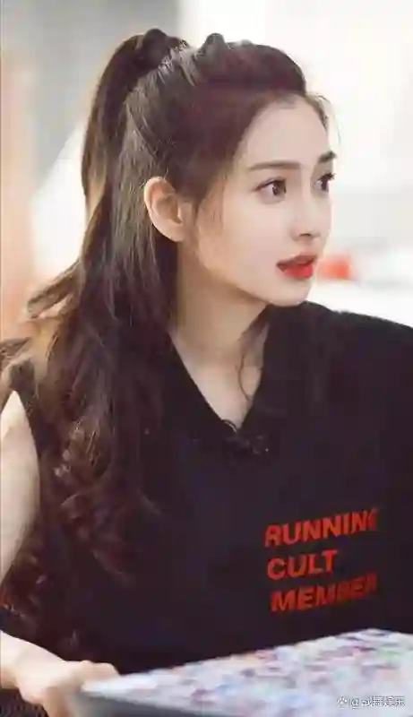 叶珂刚消停，杨颖又来了！倒霉的黄晓明，终是绕不过“女人坑”！