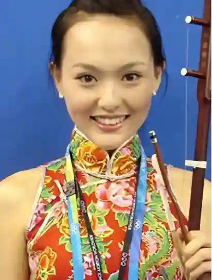 结婚6年后，再看41岁唐嫣现状，才明白罗晋为什么放弃苗圃选择她