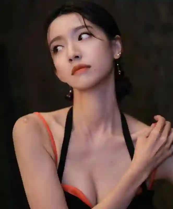 蔡思贝：从香港小姐到香港视后，破茧成蝶的逆袭之路