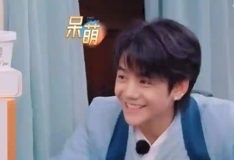 一波未平一波又起，曾志伟和乔妹的合照，展现了内娱的“另一面”