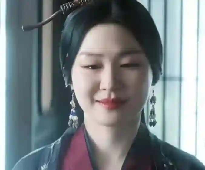 蒋欣减肥被怼，宋祖儿瘦成杆，内娱“病态”审美被马丽一句话戳穿