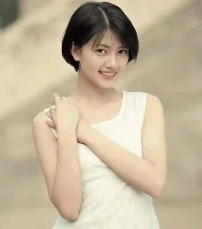 高圆圆再被赞，却仍被叫“惯三”？类似的女星不少，结局大相径庭
