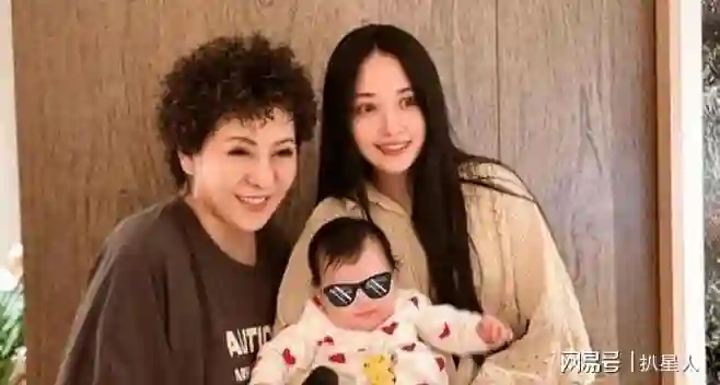 坐等离婚！向太承认向佐出轨，点赞维护郭碧婷，担心其带孙出走