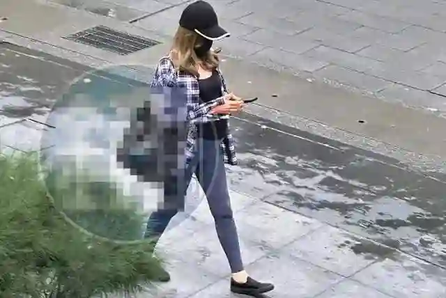 41岁许玮甯孕肚首曝光！7月巨肚四肢仍纤细，邱泽喜提过亿拆迁款