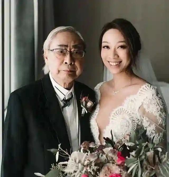 恭喜！香港知名富家千金宣布剖腹生下混血男婴，时隔三年再当妈妈