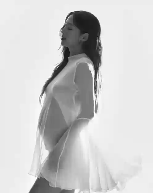 “单身妈妈”鬼鬼自曝带娃囧事！女儿大便喷一身崩溃大喊