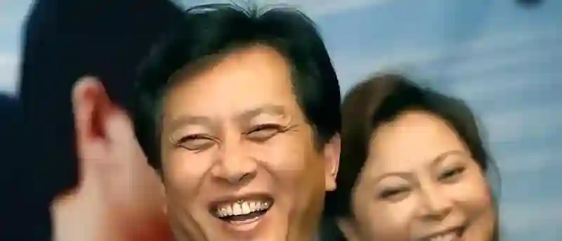 历经三十五载，73岁唐国强终于迎来报应，原配孙涛得以安息