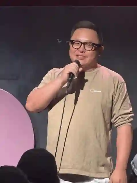 德云社演员阎鹤祥自曝已婚当爸：媳妇<em>已经</em>怀孕四个月