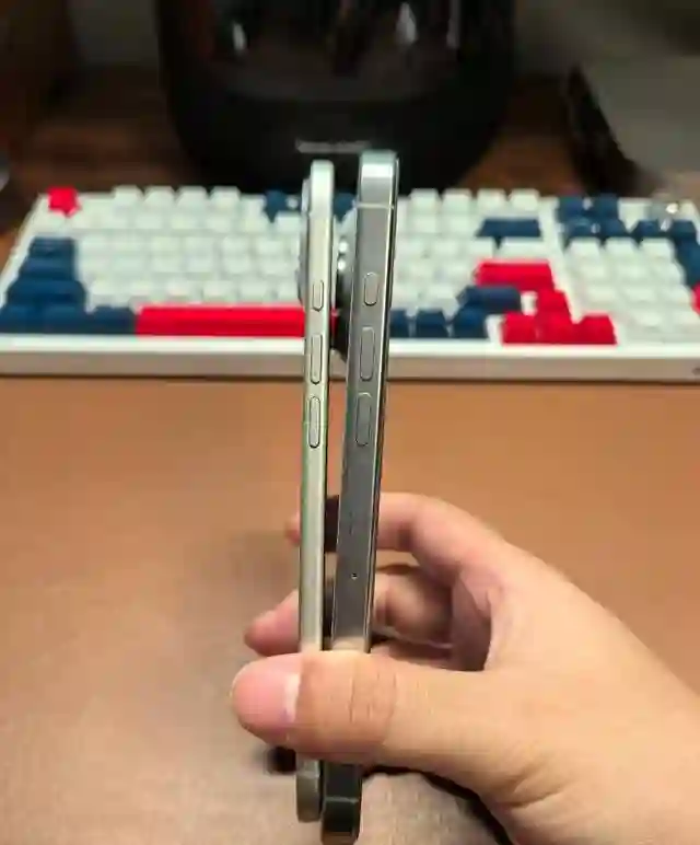 初探苹果最薄iPhone 17 Air戴手机壳效果