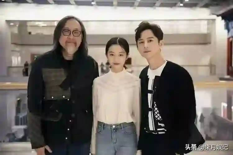 出道35年作品不少，但黄磊非常好的作品，还得是19岁的女儿多多