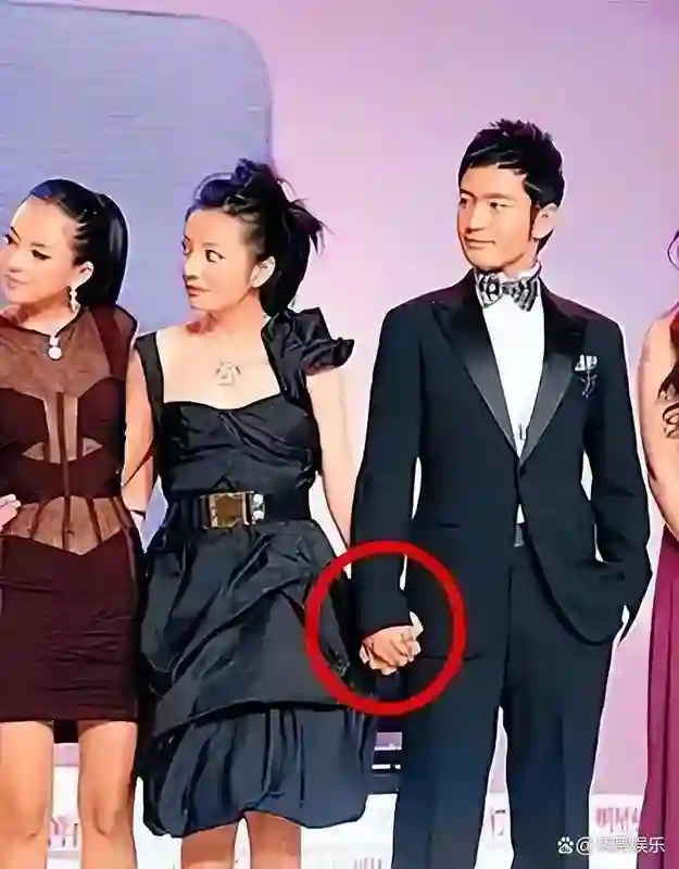 叶珂刚消停，杨颖又来了！倒霉的黄晓明，终是绕不过“女人坑”！