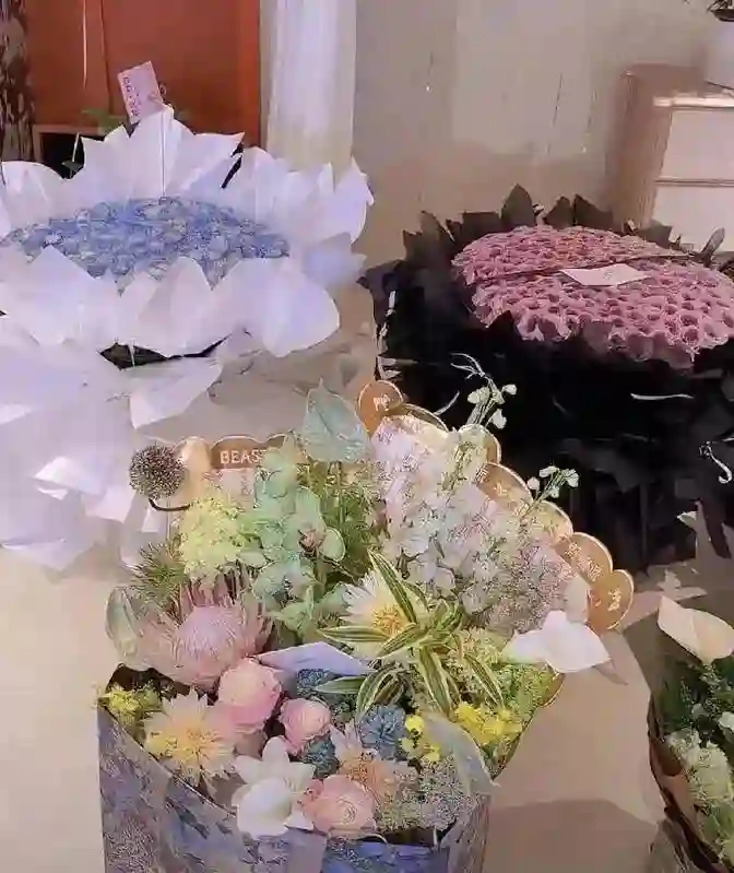汪小菲为马筱梅高调庆生，对比14年前大S生日细节，差距一目了然