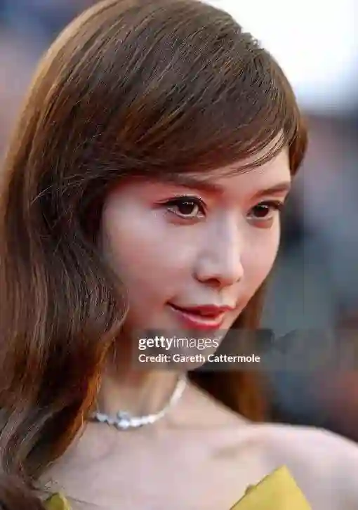 戛纳第七天：舒淇美的出众，林志玲面露凶相，李庚希咋长这样了
