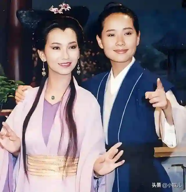 同样是双料影后，看到叶童的清醒，对比“飘了”的赵丽颖高下立判