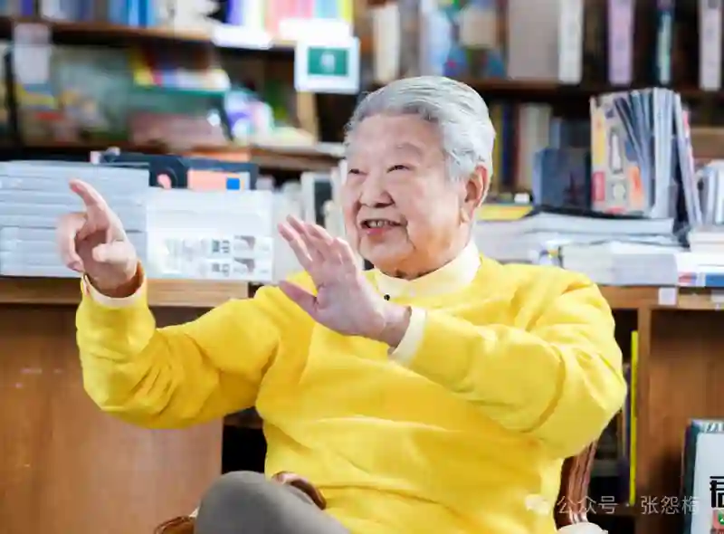 84岁蔡澜：曾交往60多位女友，无儿无女，靠8个佣人养老