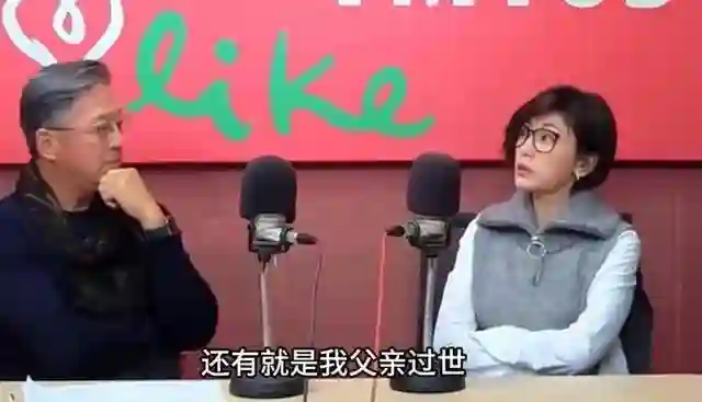 贾静雯含泪自曝家族抗癌，家里3人有癌症，爸爸44岁走时瘦得吓人