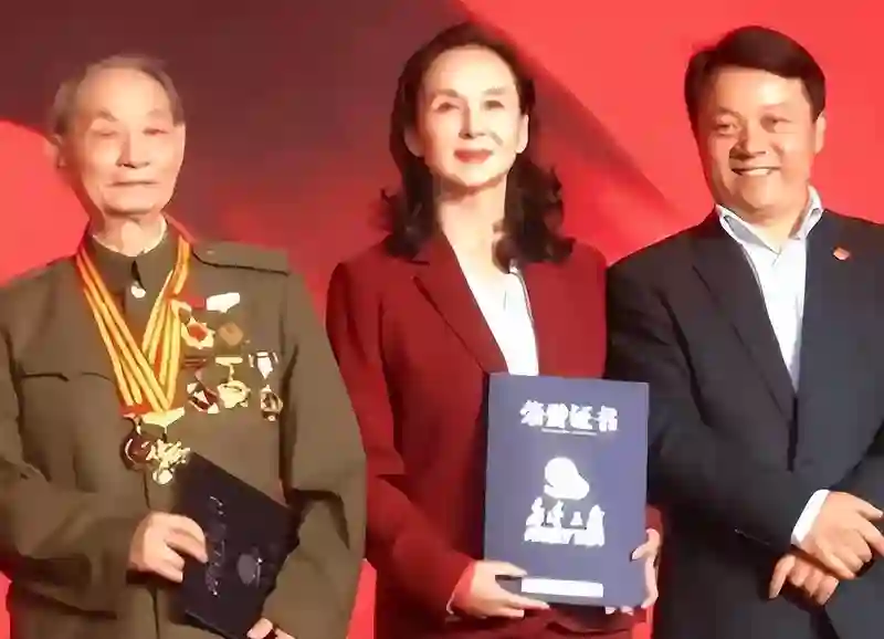 86版西游8位女神容颜对比，邱佩宁嫦娥风华绝代，今昔差距惊人！