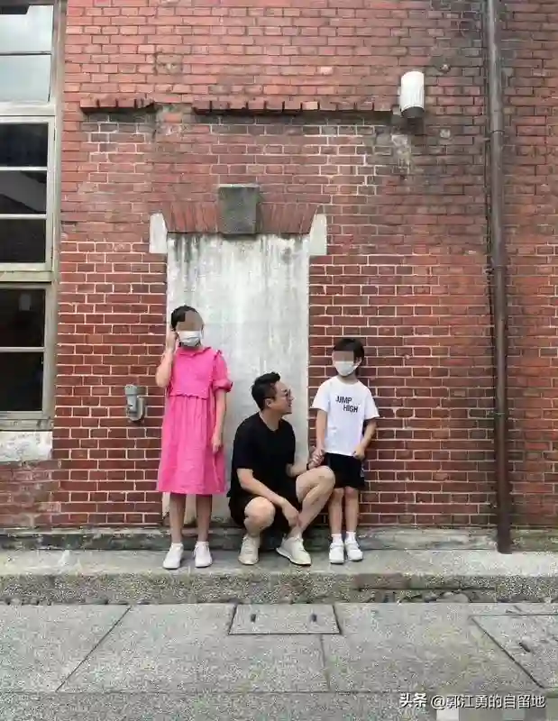 汪小菲霸气晒儿子正面照，就是要昭告天下:我的孩子我做主！