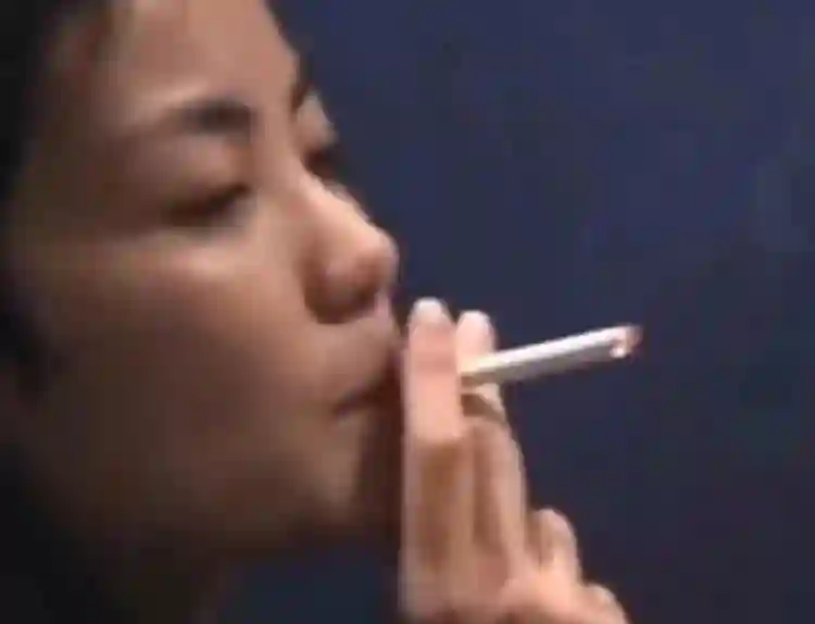 窦靖童近况证明，“抽烟喝酒打麻将”的王菲，确实是个很好的妈妈