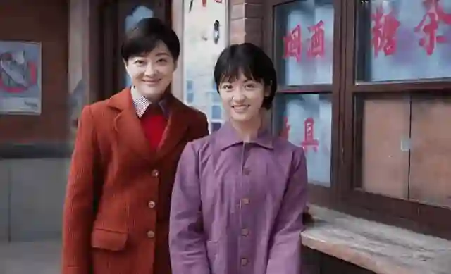 50岁梅婷做梦也没想到，自己12岁女儿如今已经开始为她争光了