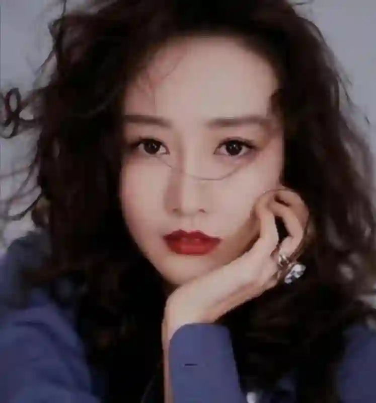 隐婚生子风波后，王鸥又被曝猛料！讶异程度堪比当年的夜光剧本