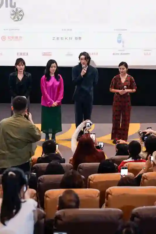 李珈西导演《温柔》北影节展映获赞，虚实交织诠释女性成长力量