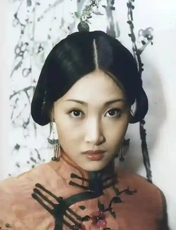 王一博于适背后的女大佬，电影圈最会赚钱的制片人陈祉希