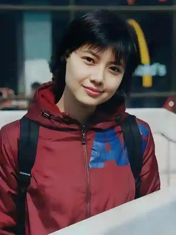 高圆圆算不算顶级大美人？看她跟李小冉贾静雯的合影，就有答案了