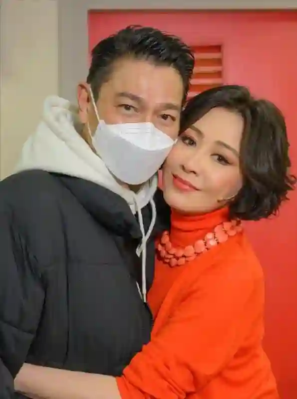 断崖式衰老！刘德华像老头，成龙老态尽显，这些明星怎么成这样了