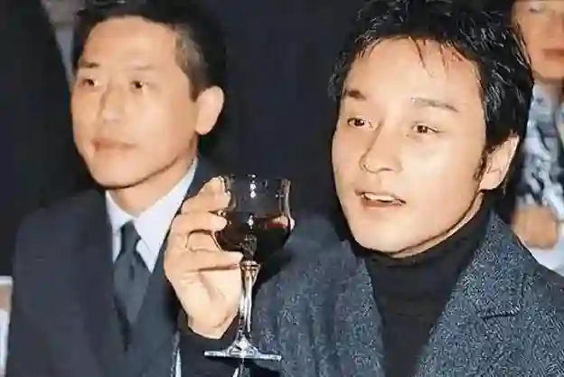 22年后，张国荣自杀迎来反转，王晶再爆内幕，元凶和内地大佬有关