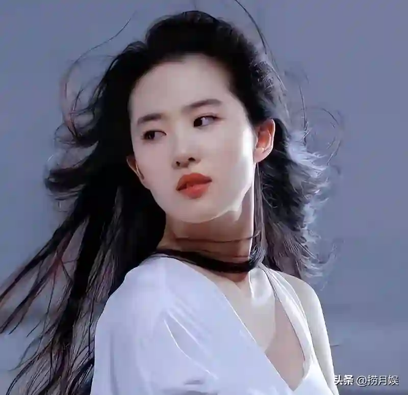 刘亦菲和宋承宪在一起的时候，真的令人羡慕，分手太可惜了