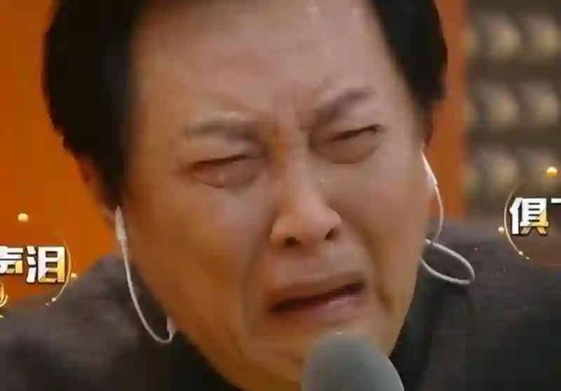 历经三十五载，73岁唐国强终于迎来报应，原配孙涛得以安息