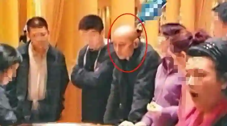 吴启华澳门输光42亿风波，牵出大量明星赌博照，汪峰才是冰山一角
