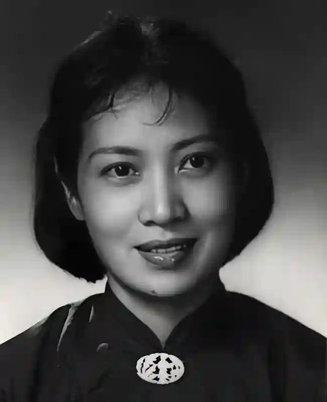 《红牡丹》45年，演员近况曝光，蒋大为潇洒，赵凤霞忙碌，姜黎黎面容慈祥