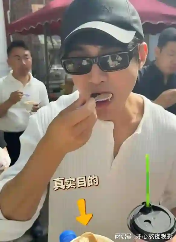 麦迪娜婆媳同游新疆打卡六星街，保姆跟着带娃，儿子女儿都超萌