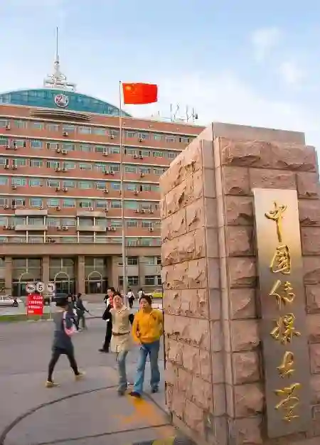 不到72小时，黄杨钿甜再迎3个噩耗，网友：这下麻烦更大了