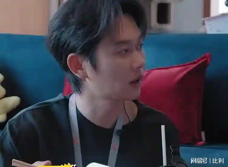 阿娇一个人独居北京3居室，自称比香港要便宜，44岁仍想怀孕生子