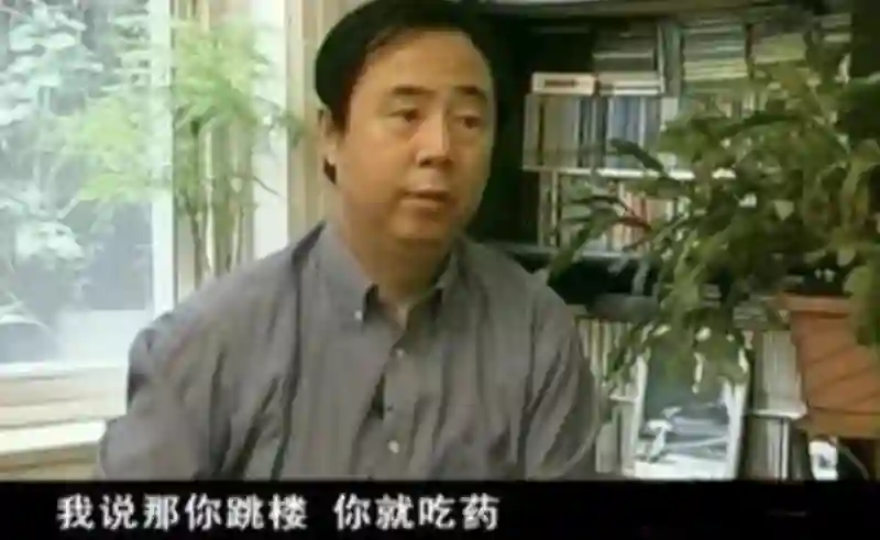和巩新亮同居4年的郎朗，为何转身娶了吉娜，答案俗套又露骨