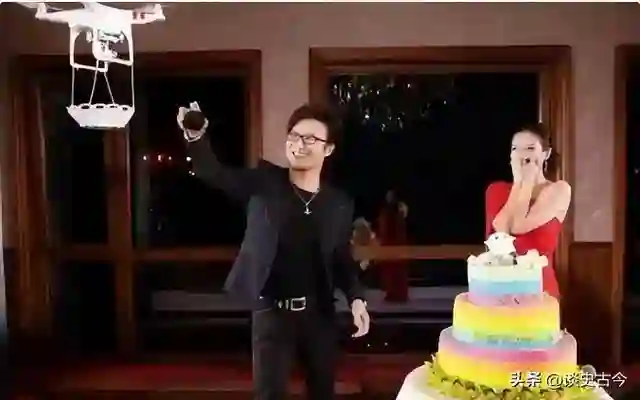 章子怡深夜发文，离婚不到两年，她和汪峰高下立判“胜负已分”