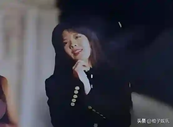 春晚爆红后，她洗完澡从23楼一跃而下，临终时最后喊了声“妈妈”