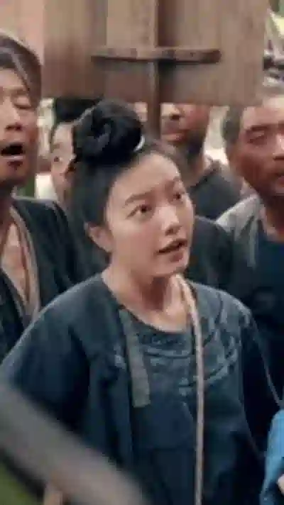 内娱待爆花卡位战：谁离顶流只差一个“爆款角色”？