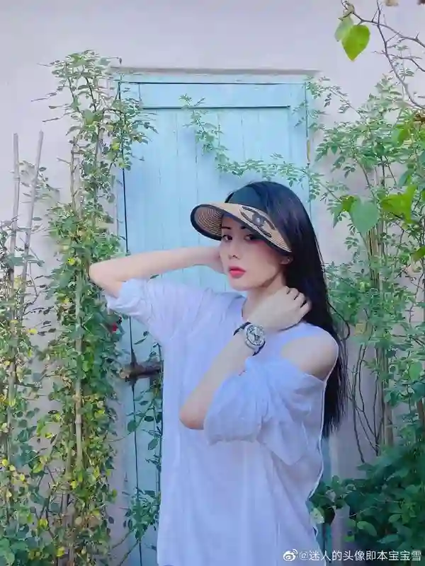 还记得初代女网红zy喜哥吗，她女儿都这么大了？