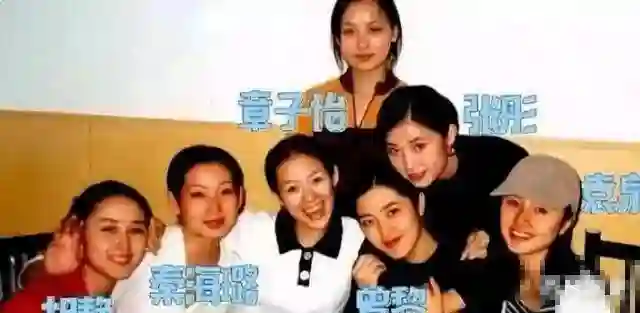 她是无数少男的梦中情人，200年难遇的美人，48岁依旧单身！