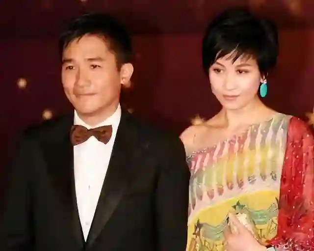 梁朝伟两任女友大对比 再看59岁曾华倩和刘嘉玲 才知道两人差在哪里