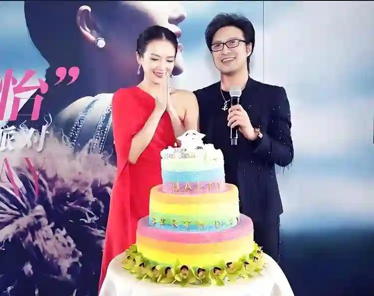 宁静回应“牵手门”，一句话揭露汪峰处境，终于替章子怡扳回一局