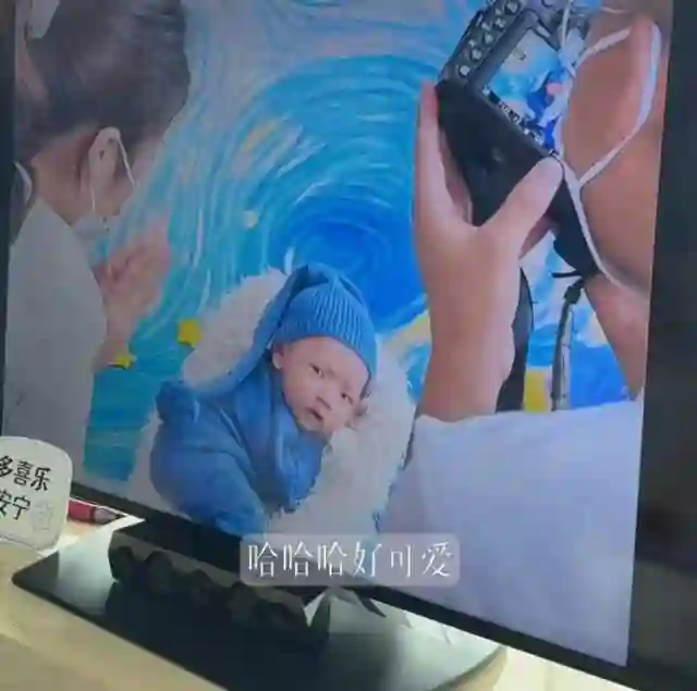 张檬儿子满月，有韩国名与英文名，送金锁金碗，产后越来越漂亮