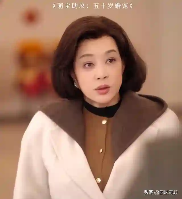 柯淳自曝日薪两万，到底多不多？