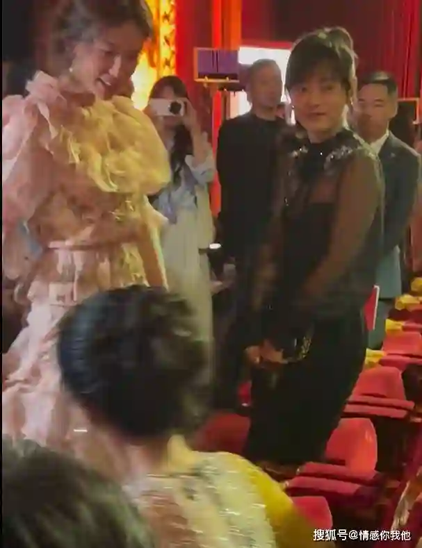 北影节晚宴上，林志玲被冷落，金晨被冷落，而c位表现令人震惊
